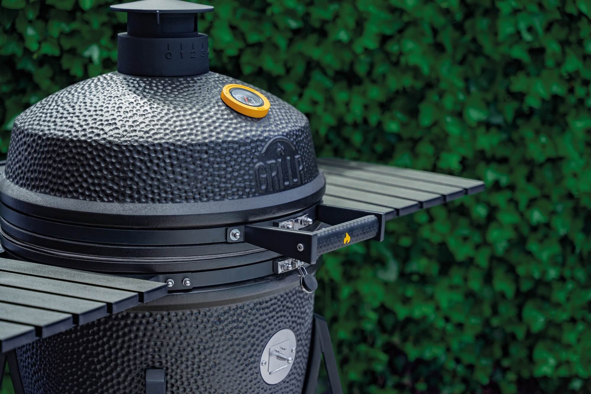 BBQs, Grills & Smokers