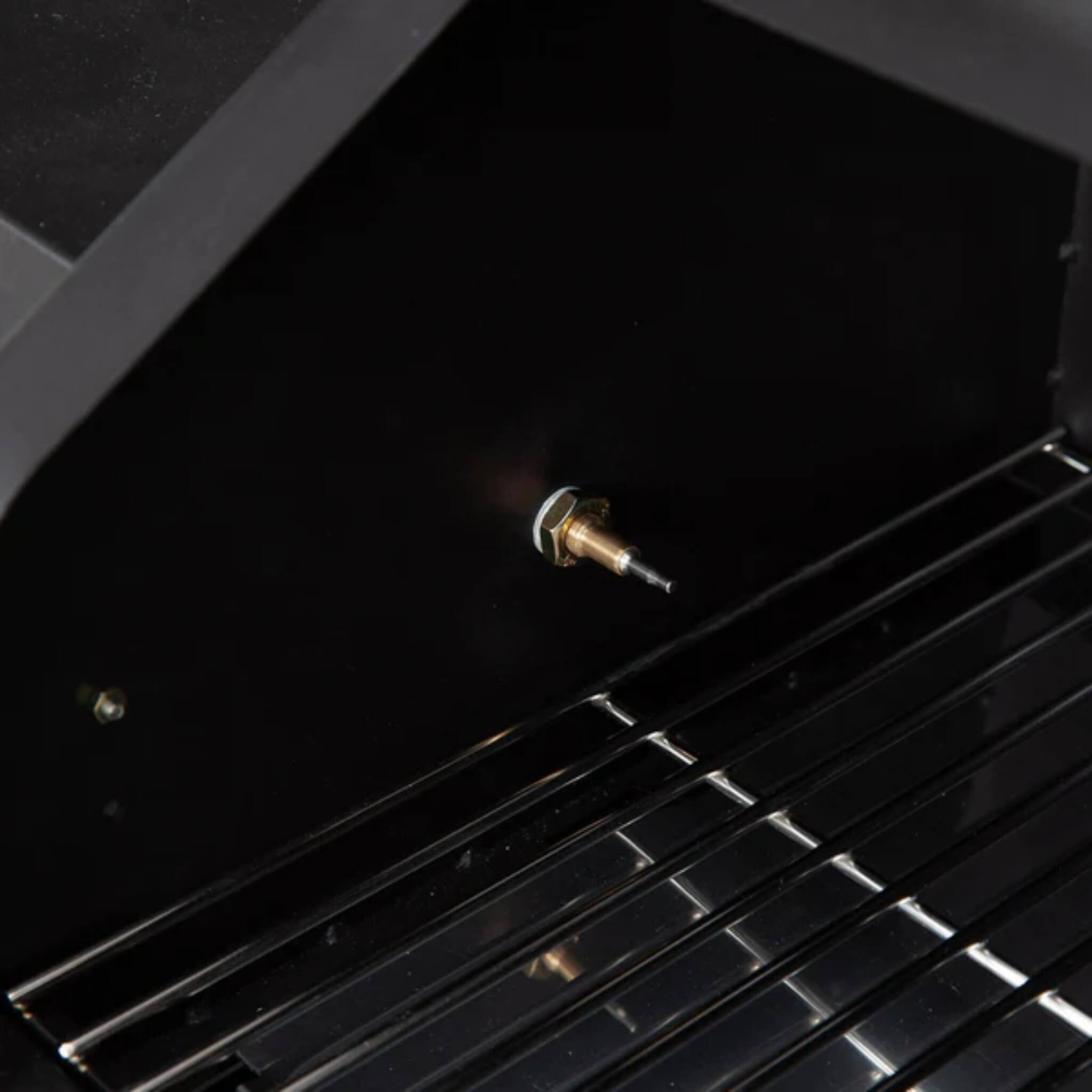 GMG TREK Portable Pellet Grill & Smoker – Compact Wood-Fired