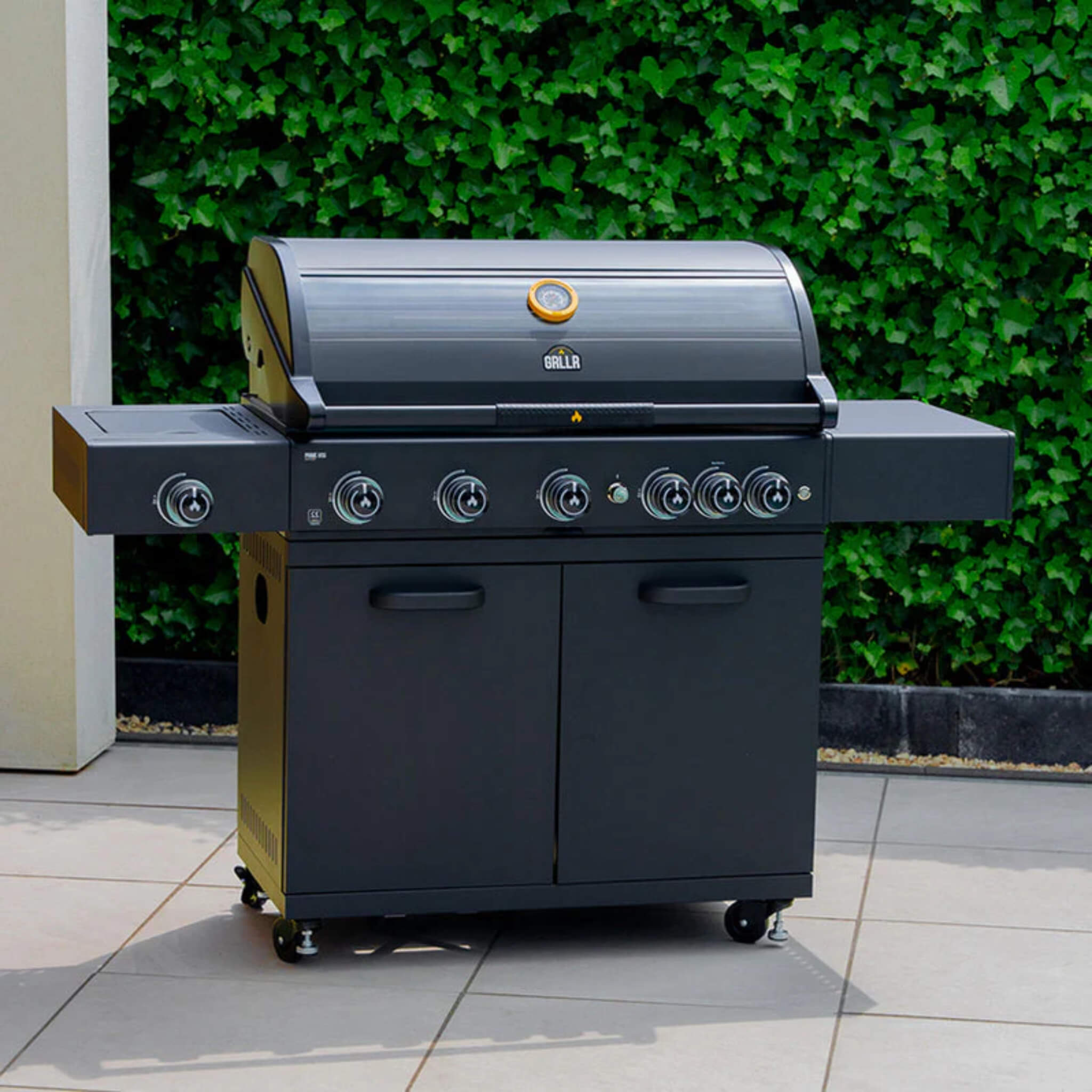 GRLLR Connect L-Shape Outdoor Kitchen – BBQ, Sink, Fridge & Kamado Cabinet (Optional Kamado)